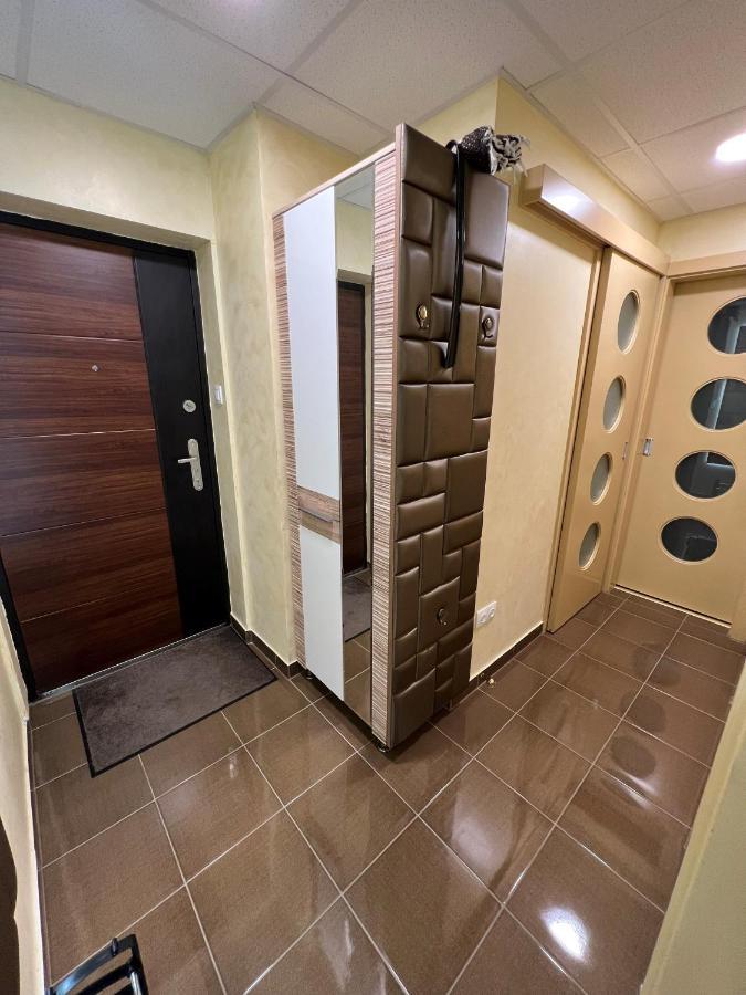 Parizsi Udvar Premium Apartman Διαμέρισμα Ντέμπρετσεν Εξωτερικό φωτογραφία