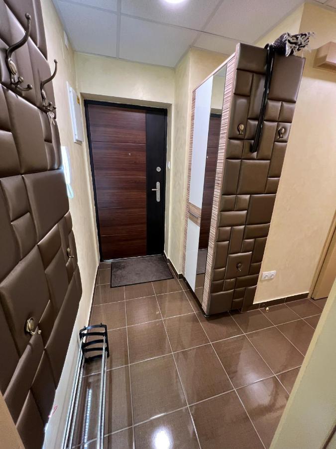 Parizsi Udvar Premium Apartman Διαμέρισμα Ντέμπρετσεν Εξωτερικό φωτογραφία