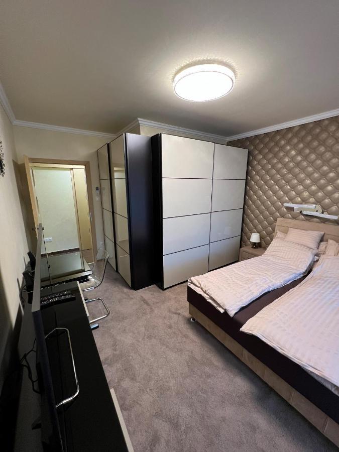 Parizsi Udvar Premium Apartman Διαμέρισμα Ντέμπρετσεν Εξωτερικό φωτογραφία